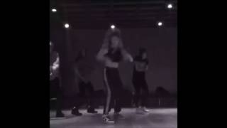 YG DANCER