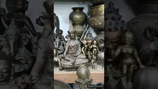 Antique shop in Bangladesh। প্রায় ৫০০ বছর আগের পুরানো জিনিস। Gulshan 2 DCC market. part 1.