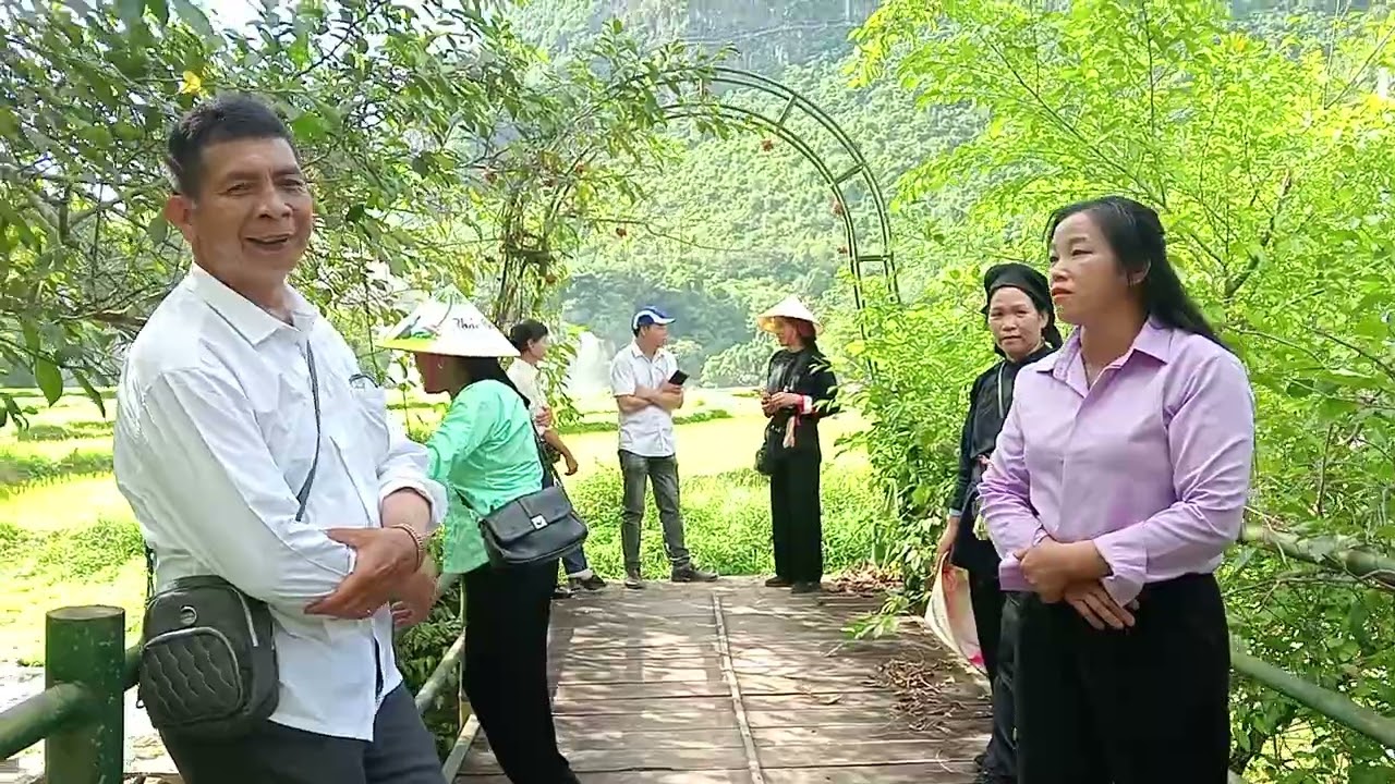 Hồng thơm gặp hoàng tư lươn hát phí nong mọi khân thinh nớ