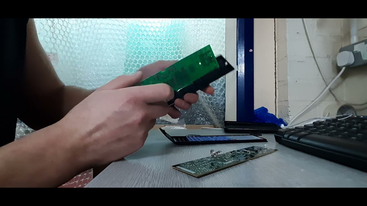 What's inside of the TV remote control - YouTube