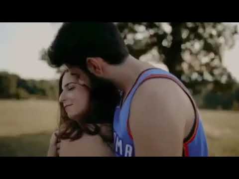 طول ما انت جنبي روحي وقلبي في دنيا تانيه ملهاش وجود