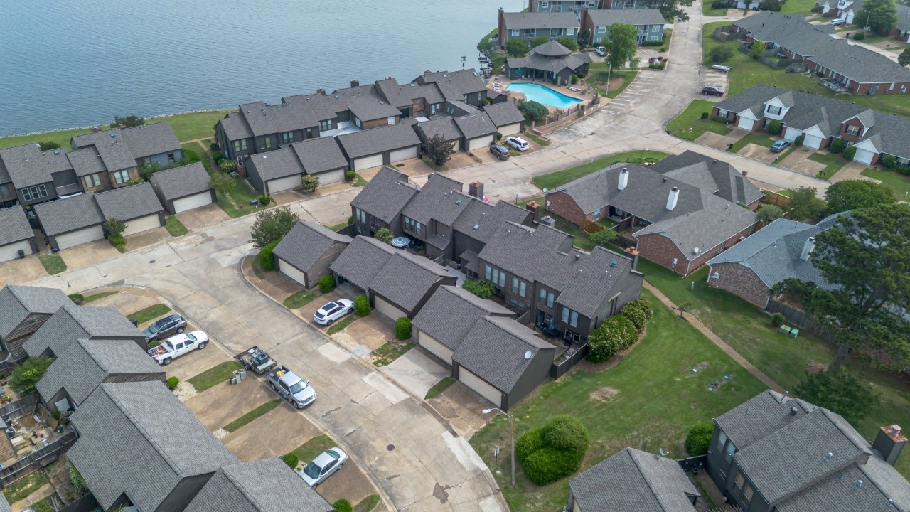 31 Lake Barnett Dr Brandon, MS 39047