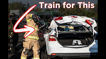 Vehicle Extrication Training I Instructing Firefighters on Rescue Techniques