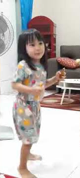 Sosis So Nice Jingle Dance