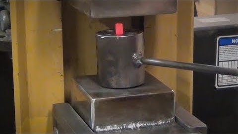 Making A Rivet Header For The Hydraulic Press
