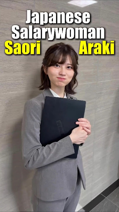 Japanese salary woman goes viral after posting this one picture from her office!