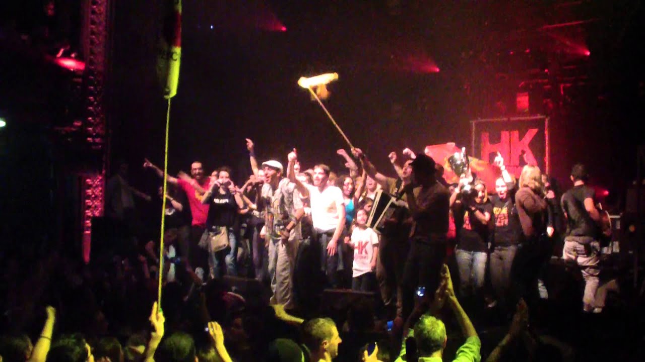HK & les Saltimbanks -