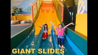 Giant Slides Indoor Playground screenshot 3