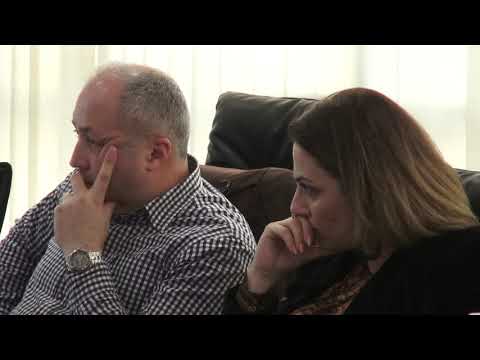 მრგვალი მაგიდა   ჩანაცვლების თერაპია - (რუსთავში)