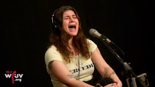 Best Coast - &quot;For The First Time&quot; (Live at WFUV)