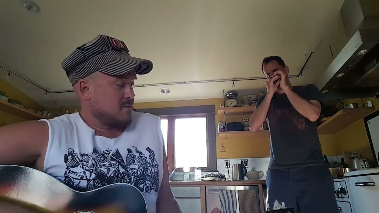 "Since I've Laid My Burden Down" - David Huckfelt & Tom Walbank (Kitchen Sessions)