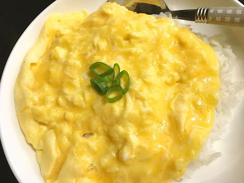 ข้าวไข่ข้น วิธีทำไข่ข้นปูอัด สูตรทำอาหารเมนูไข่ง่าย ๆ Creamy Omelet Recipe with Crab Stick on Rice อ. 