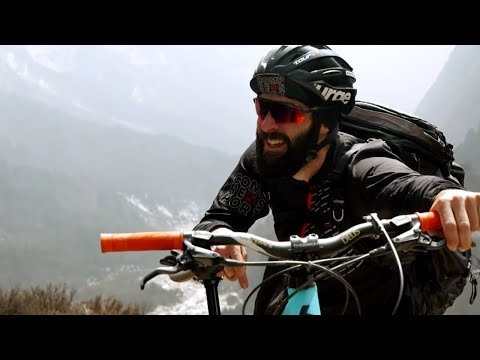 Himalaya: Dağ bisikleti mücadelesine katılıyor