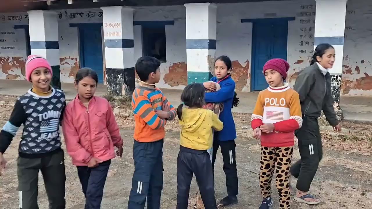 सिलोगी इन्टर कालेज द्वारिखाल ब्लाक मै बहुत ही सुंदर 