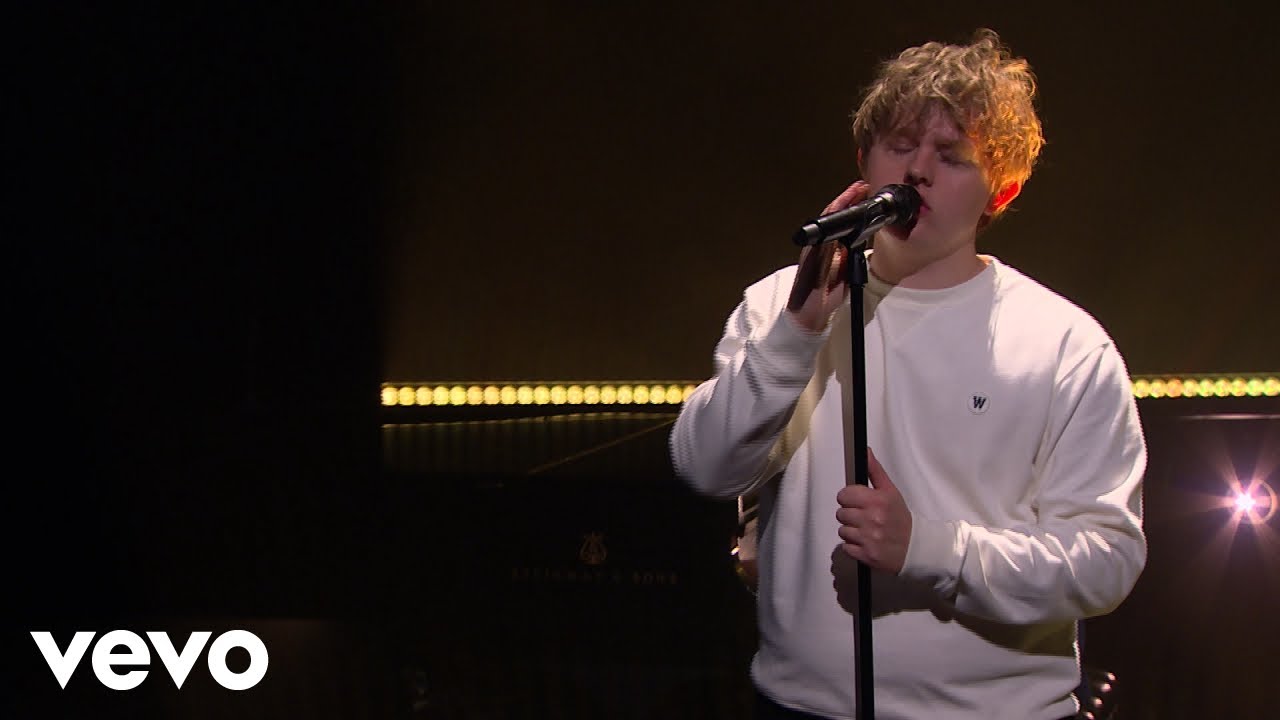 Lewis Capaldi - Someone You Loved (Live From The Late Late Show with James Corden / 2019)