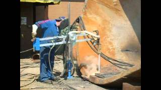 COR-MET welding a Slag Pot with a 14mm diameter electrode