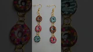Zarcillos Hechos Con Masa Para Moldear. Figuras De Donuts Hermosos Joyería Diy