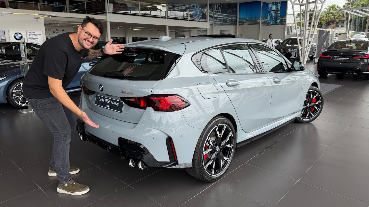 NOVÍSSIMO Bmw M135 xDrive 2026 - QUE ACERTO PARA UM HOT HATCH!