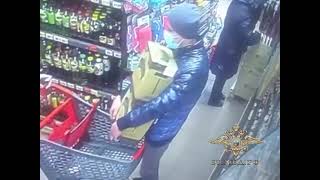 Калининградец похитил 2 ящика алкоголя вместе с тележкой