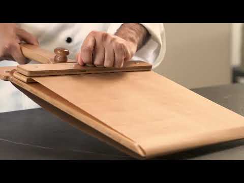 Sliding Pizza Peel