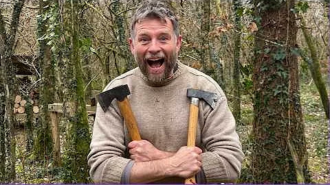 Gransfors Bruks Wildlife Hatchet VS Outdoor Axe - Which Should You Buy?