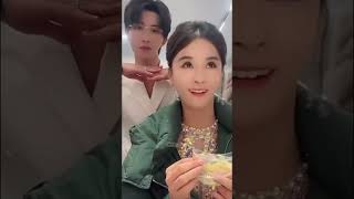 Download Lagu Meng Na 孟娜 Live Broadcast together with Zhang Ji Jun 张集骏 MP3