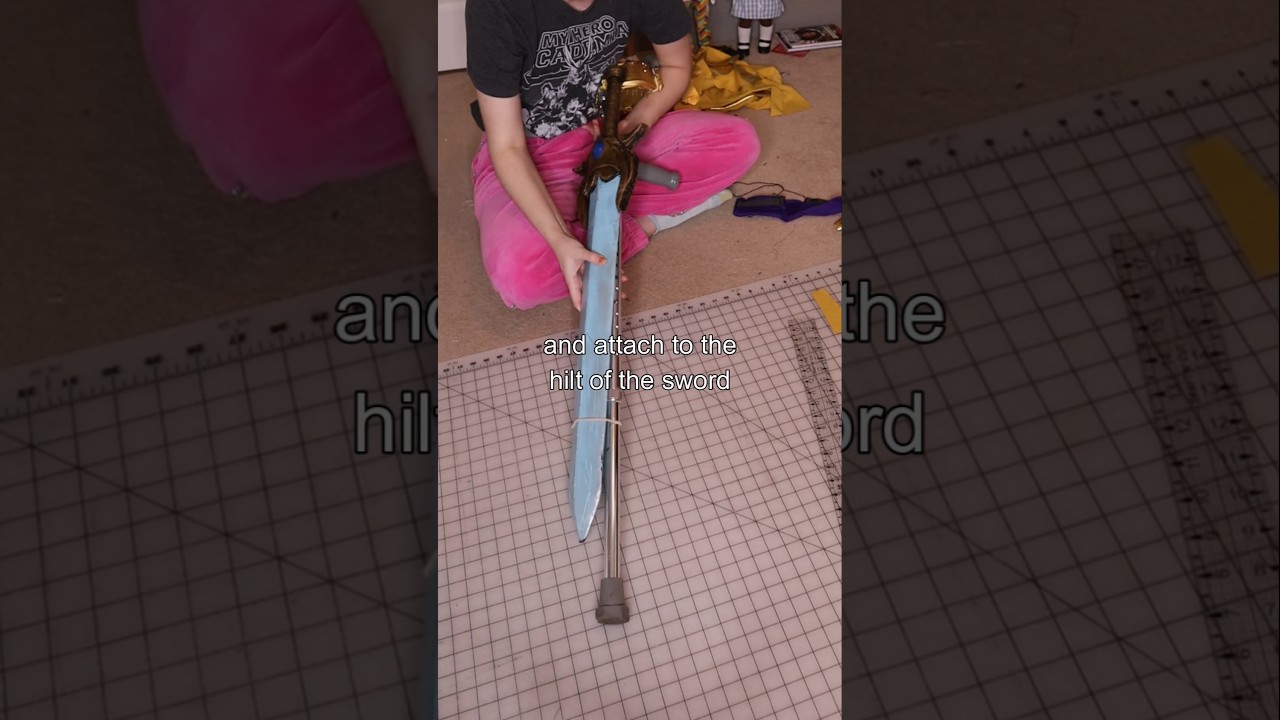 How to Forearm Crutch Sword (She-Ra Cosplay)