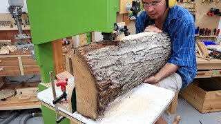 Sawing up a log on the bandsaw