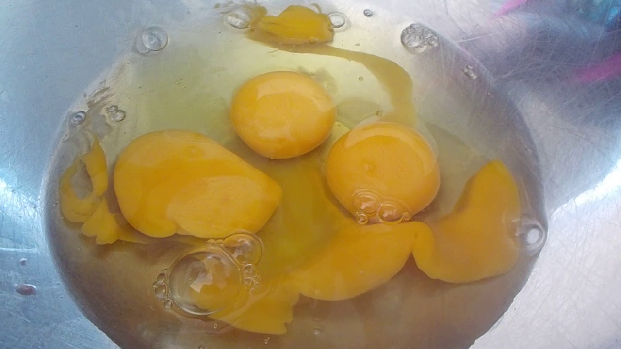 OEUFS BROUILLES A LA PORTUGAISE