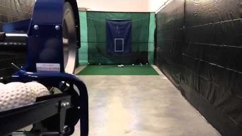 BATA B1-Curveball, overhand curve