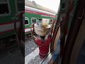 Bukan Kereta Biasa! Beginilah Suasana di India 🚆😱 #viralshorts