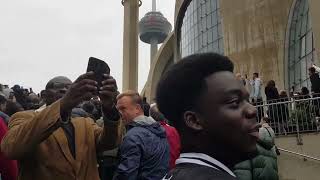 Ditib-Zentralmoschee Köln Muezzin Ruft Erstmals Zum Freitagsgebet