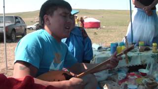 Горловое пение. Этника. Алтайские мелодии от Тельденова Мергена. Throat singing, altai khai.