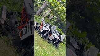 POWER MONSTER 🚩 ✅ . .#reels #youtube #viral #trending #shortvideo #ktmrc390 #flyby #photo #biker
