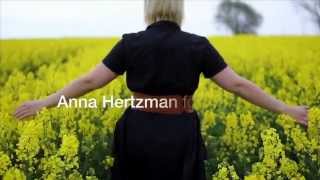 Video thumbnail of "Född långt ut - Anna Hertzman (Officiell musikvideo)"