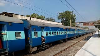 22953 |Gujarat Sf Express In Full Fire