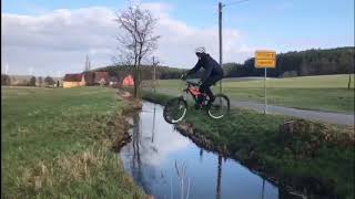 Fail by jumping over a river by cursus12 576 views 6 years ago 17 seconds