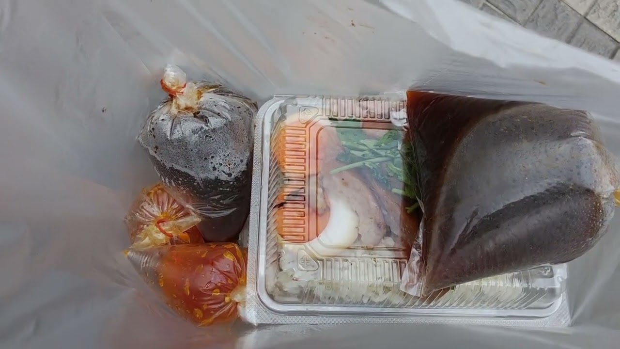 มาย่าน เพชรเกษม ซื้อกับข้าว ตลาดเสนีย์ บางแคเดินเที่ยว ซีคอนบางแค บรรยากาศมื้ออาหารในที่พัก 