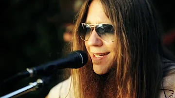 Blackberry Smoke -  Ain't Got the Blues   In The Backyard Sessions