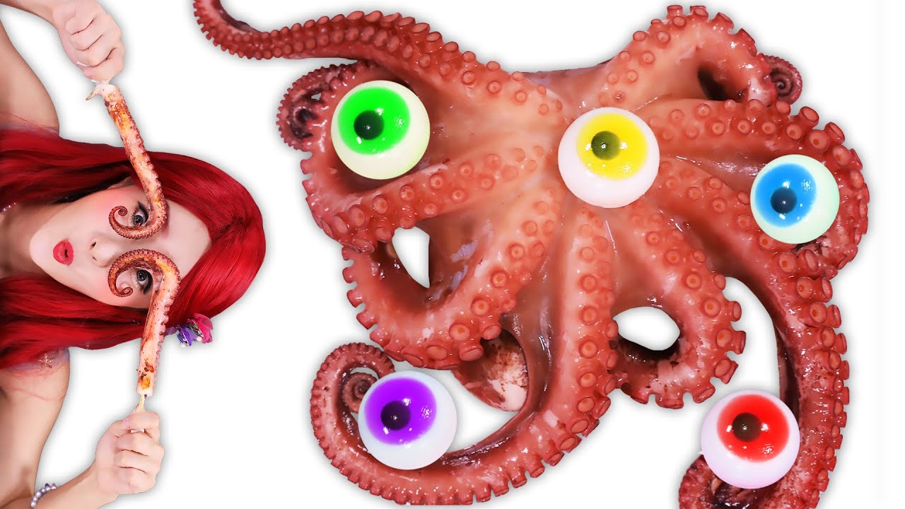 The Little Mermaid Octopus eyeballs 인어공주와 눈알젤리 문어숙회 Mukbang JiniYum 지니얌 먹방