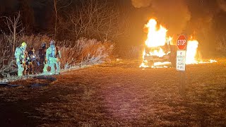 Pre Arrival: Fully Involved Vehicle Fire, Whitehall, Pa - 1.8.23