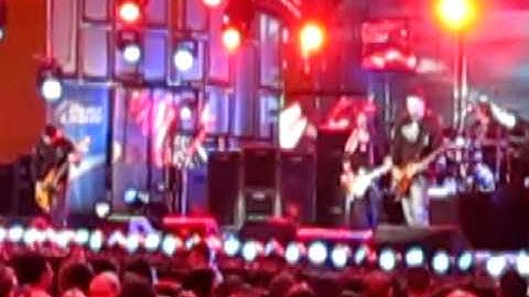 AlterBridge - Brand New Start - Live at Jimmy Kimmel 4.25.11