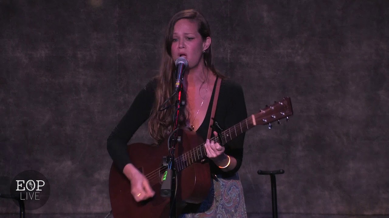 Allison Pierce "Two More Bottles of Wine" (Emmylou Harris) @ Eddie Owen Presents