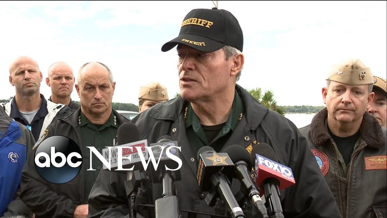 4 dead including suspect after active shooter incident at Naval Air Station Pensacola