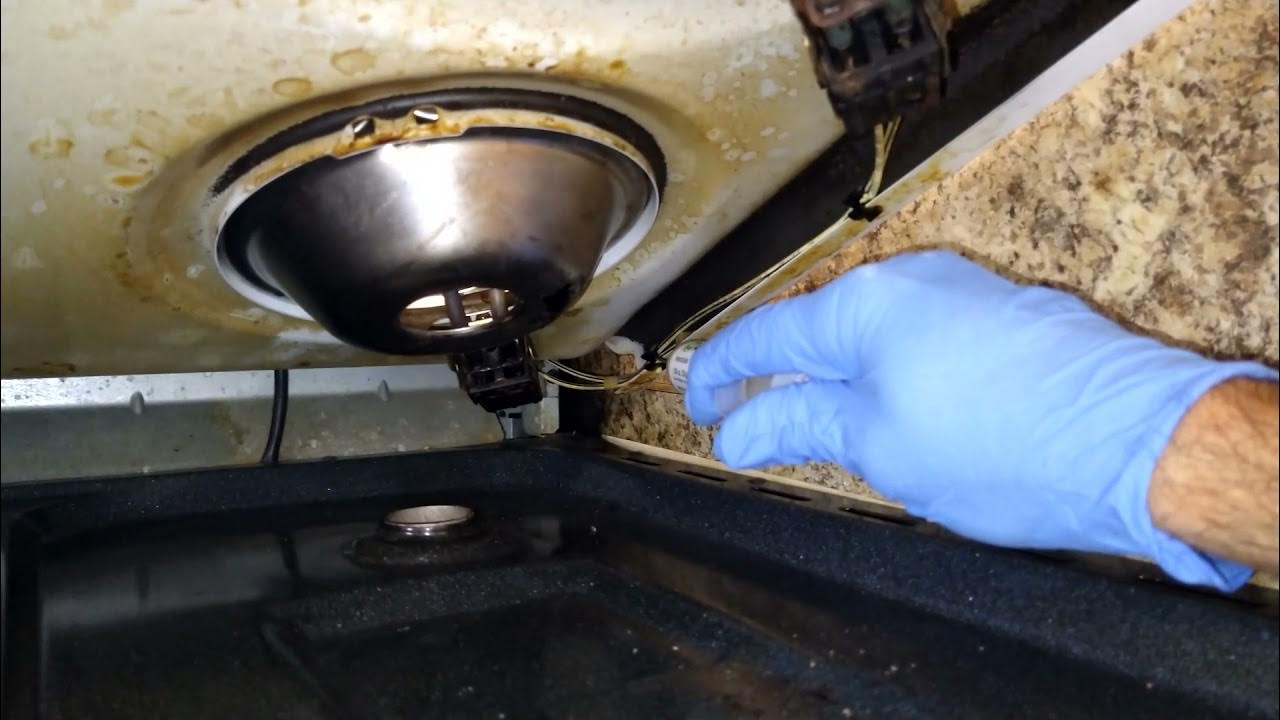 How To Treat A Typical Apartment Stove For German Cockroaches YouTube