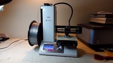 Monoprice Select Mini 3D Printer in Action
