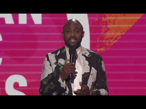 Wayne Brady Introduces