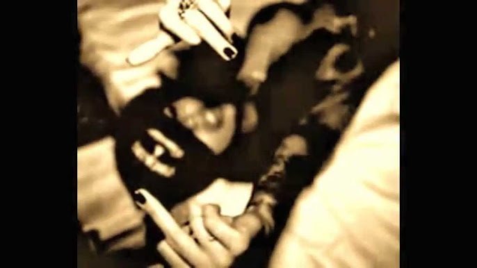 Meni sikish onam qora porno