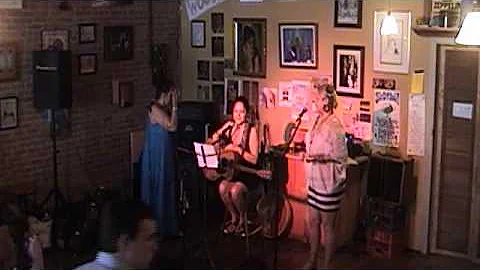 Joanne, Leah, and Diane Shenandoah - 7/14/2013 - P...