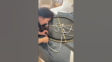 Como hacer un espejo retroiluminado.#diy #hack #tips